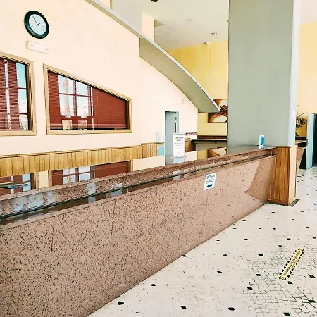 Апартаменти Seaview Clube Mar Портіман